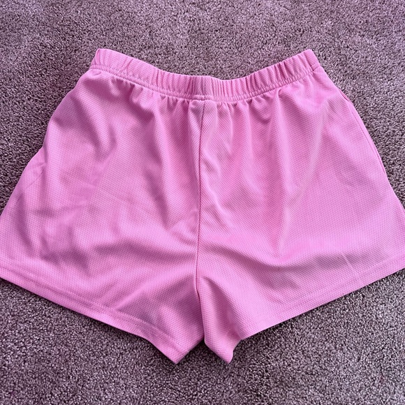 Baby pink shorts - Picture 3 of 5